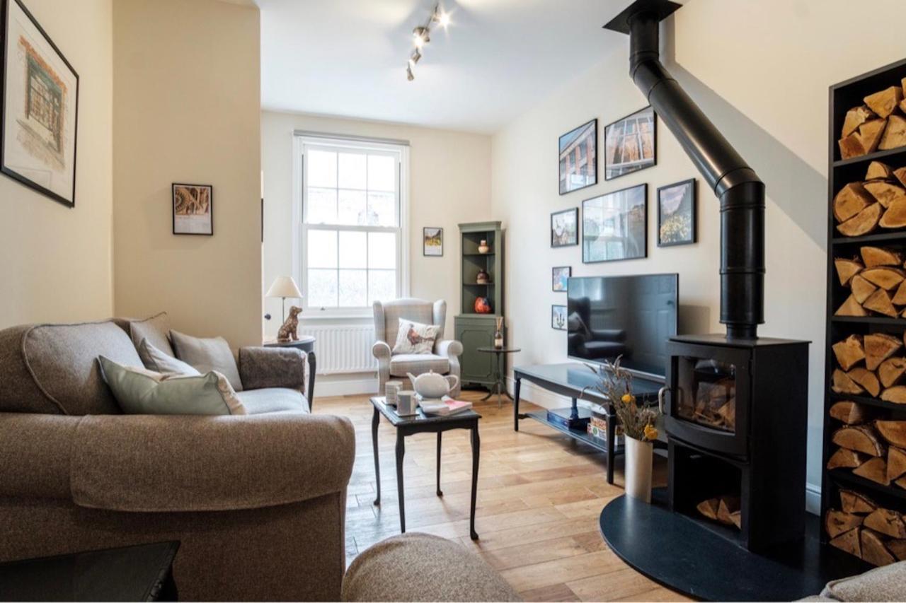 Spencer House & 107 & 109 Nunnery Lane Villa ยอร์ค ภายนอก รูปภาพ